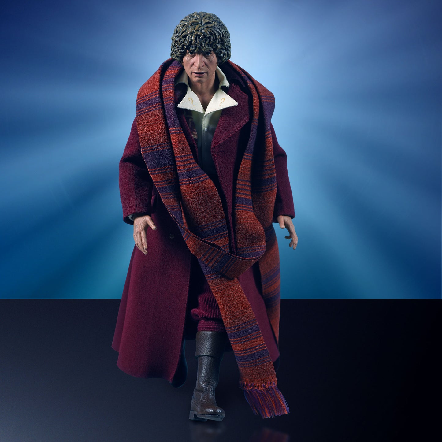 Fourth Doctor One Sixth Scale Collector Figure