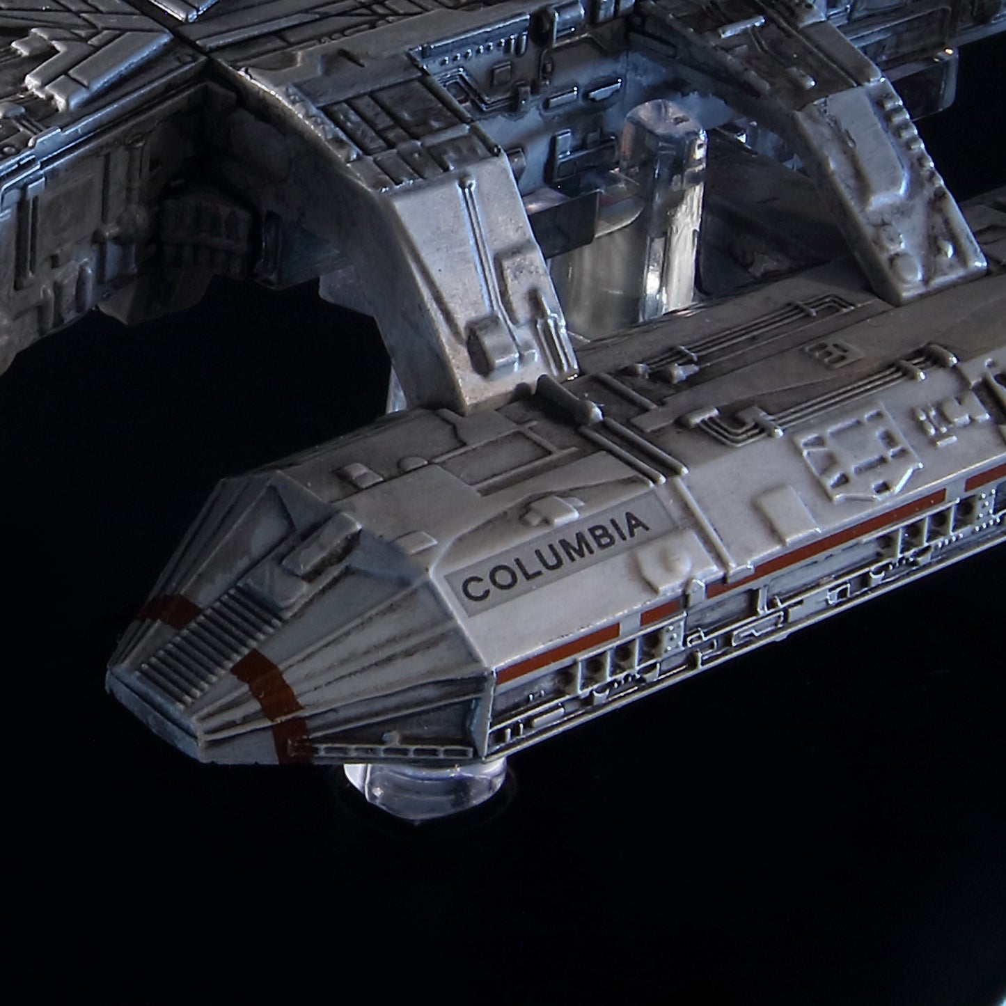 Battlestar Galactica (Classic) Columbia Limited Edition