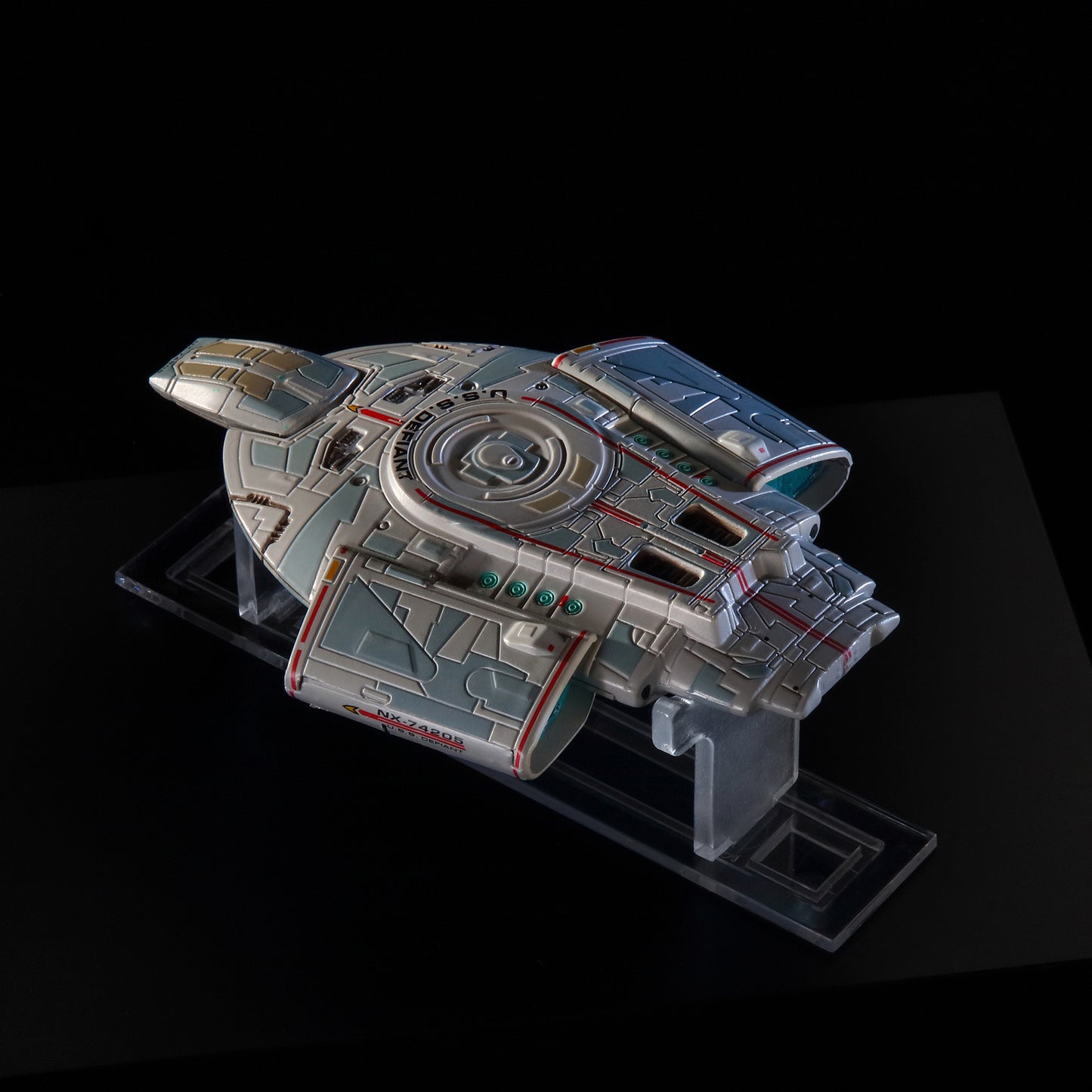 Starship Library Series – U.S.S. Defiant NCC-74205