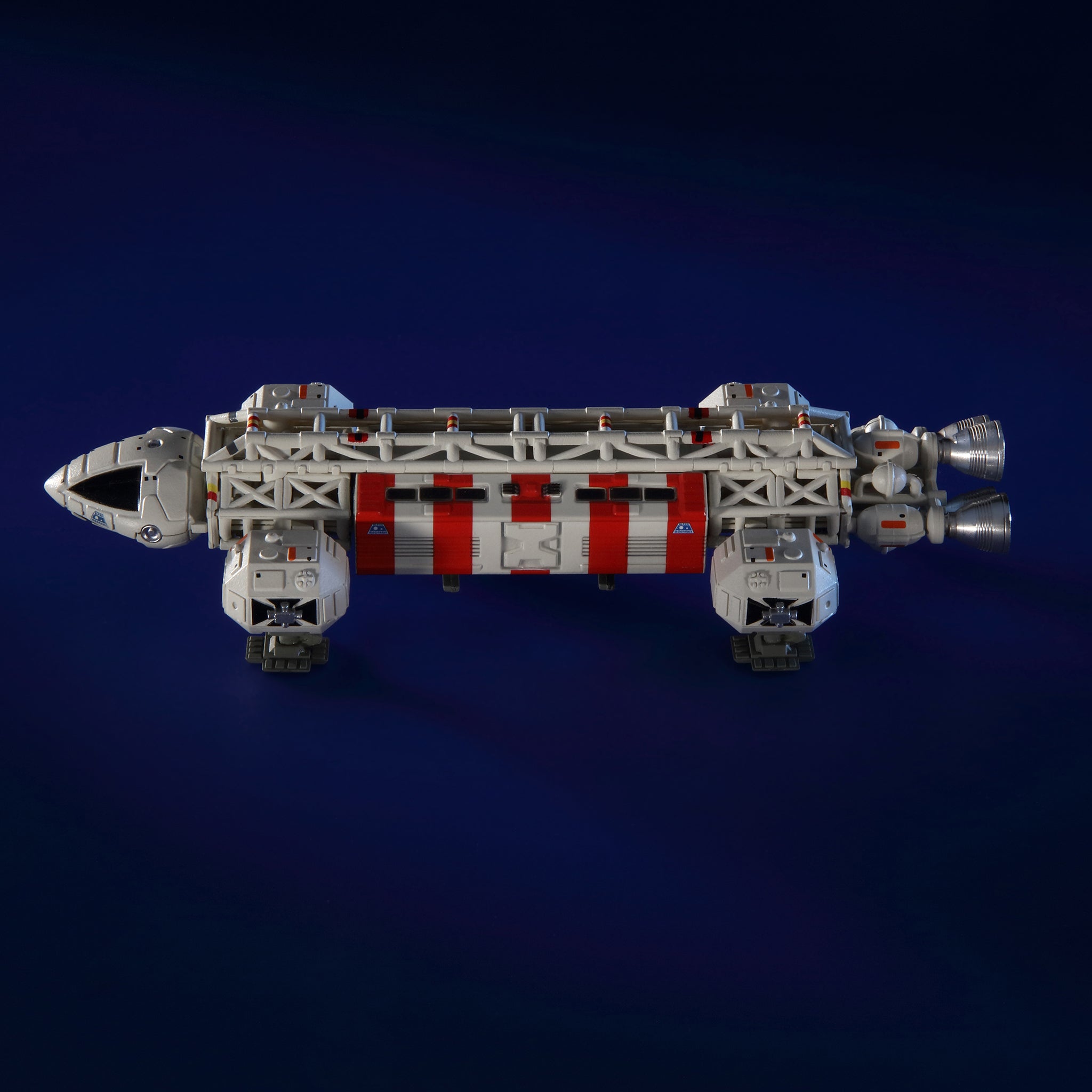 Space 1999– Master Replicas