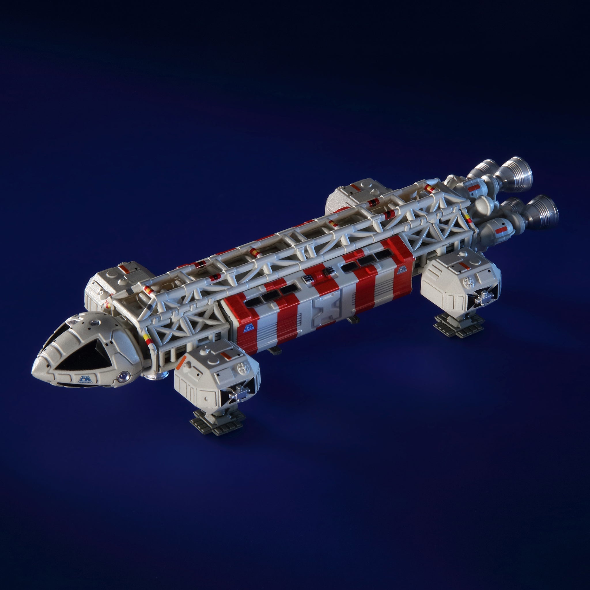 Starship Library Series - U.S.S. Discovery NCC-1031– Master Replicas