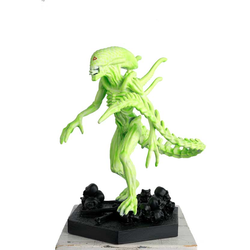AVP Predatorvision Xenomorph Glow in the Dark Master Replicas