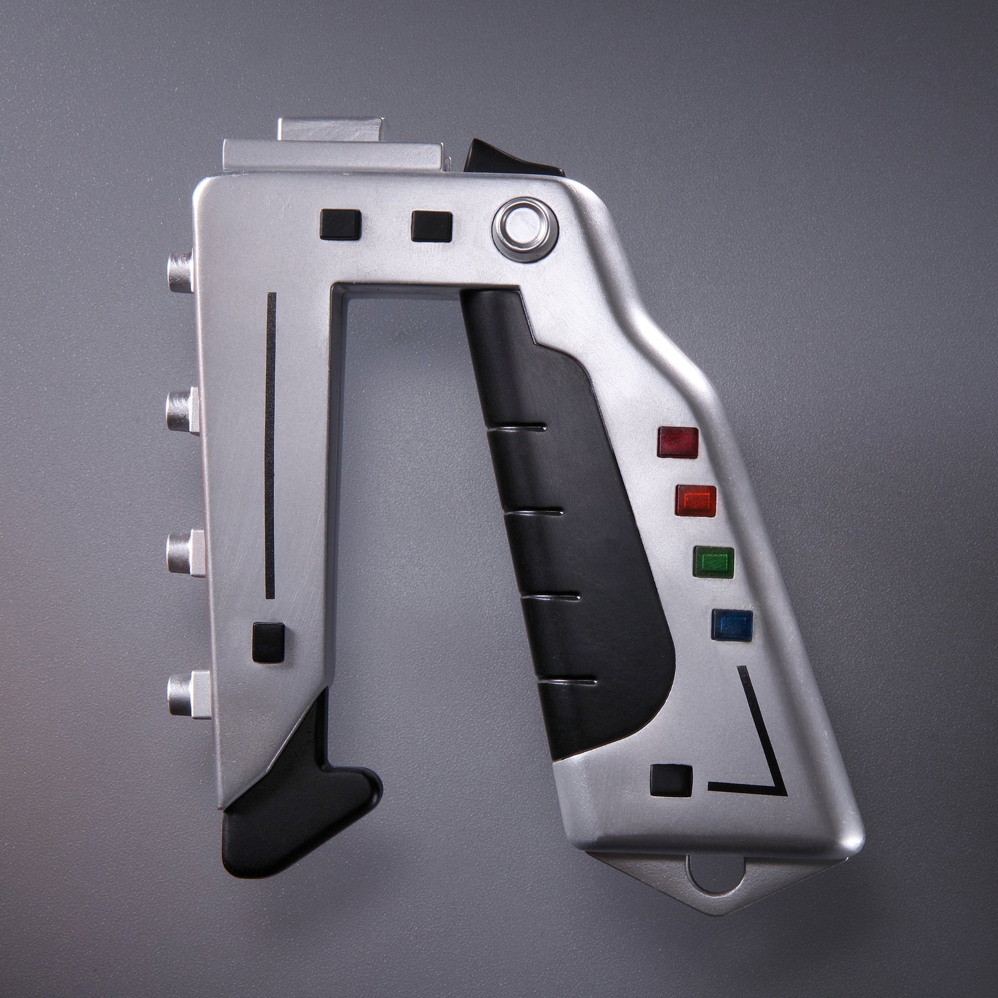 Space 1999 Stun Gun and Commlock– Master Replicas